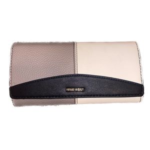 Nine West Cara Wallet - NWT